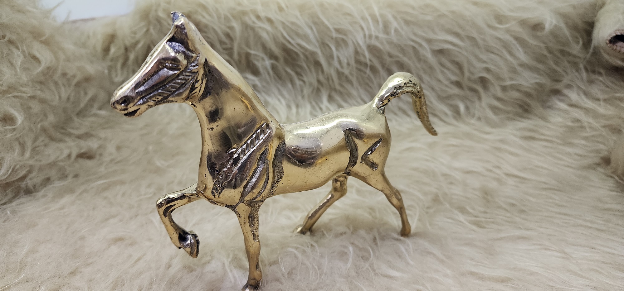 مجسمه اسب برنزي 